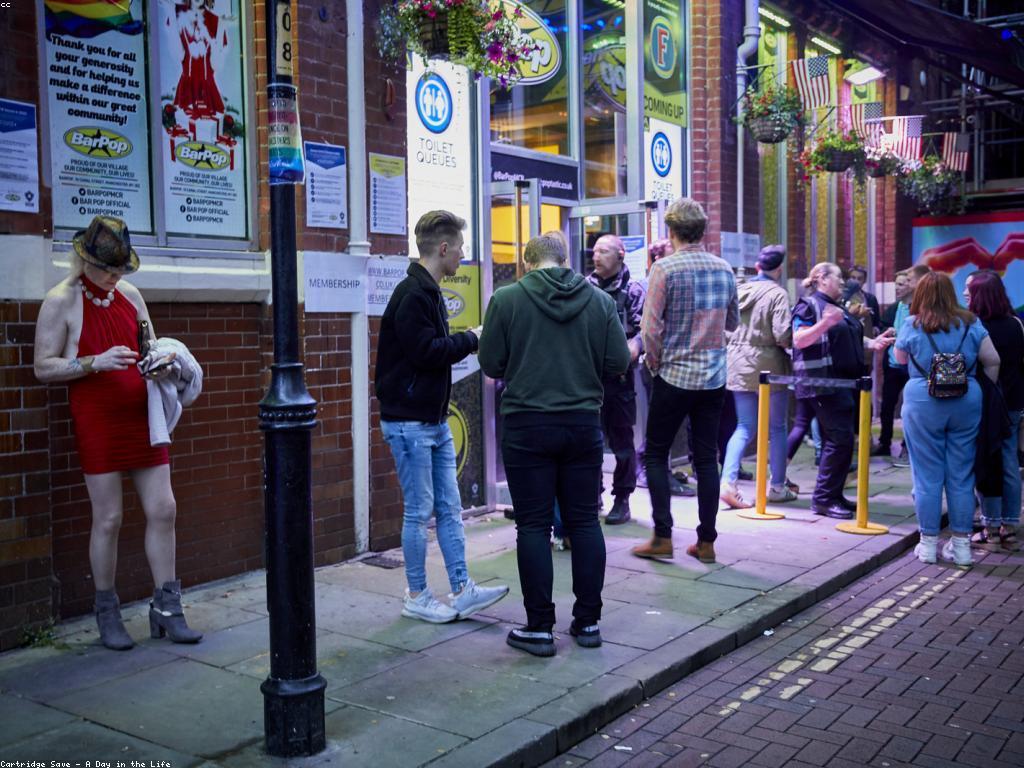 វិភាគព័ត៌មានថ្មីៗក្នុងពិភពសង្គម