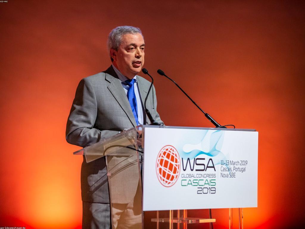 និន្នាការ​ថ្មីៗ​នៅ​ក្នុង​ព័ត៌មាន