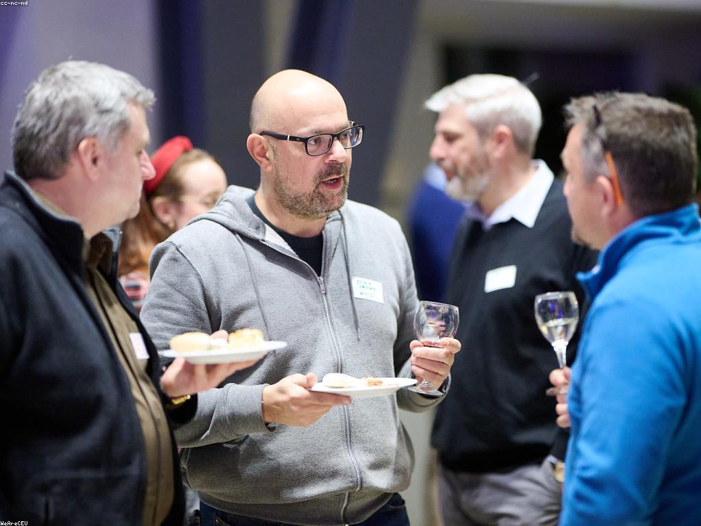 សកម្មភាពពិសេសក្នុងវិស័យអាជីវកម្ម